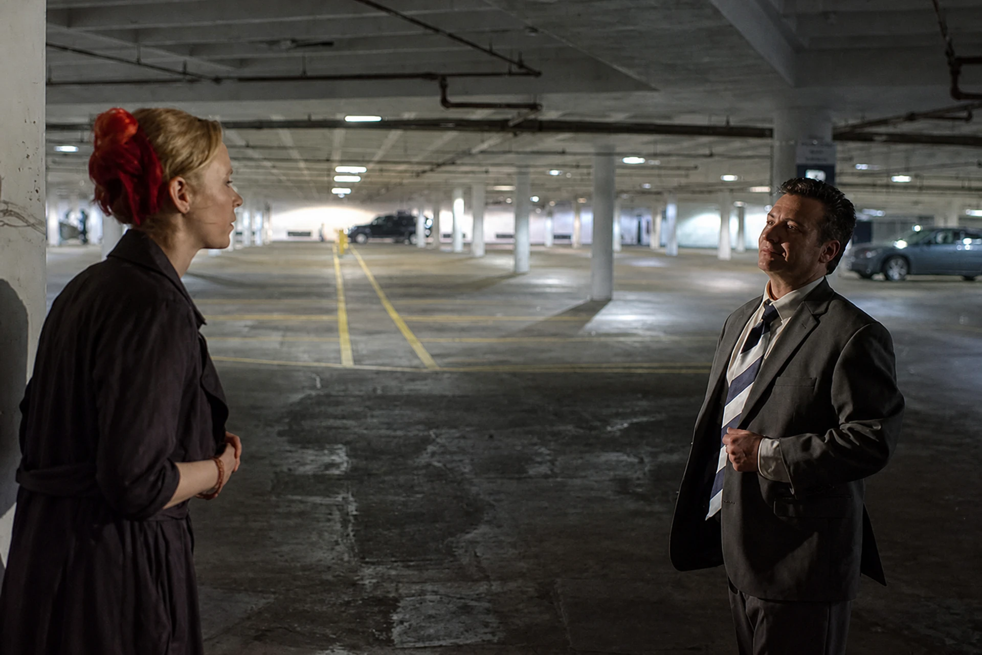 Richard Strauss with Thora Birch in a scene from Affairs of State